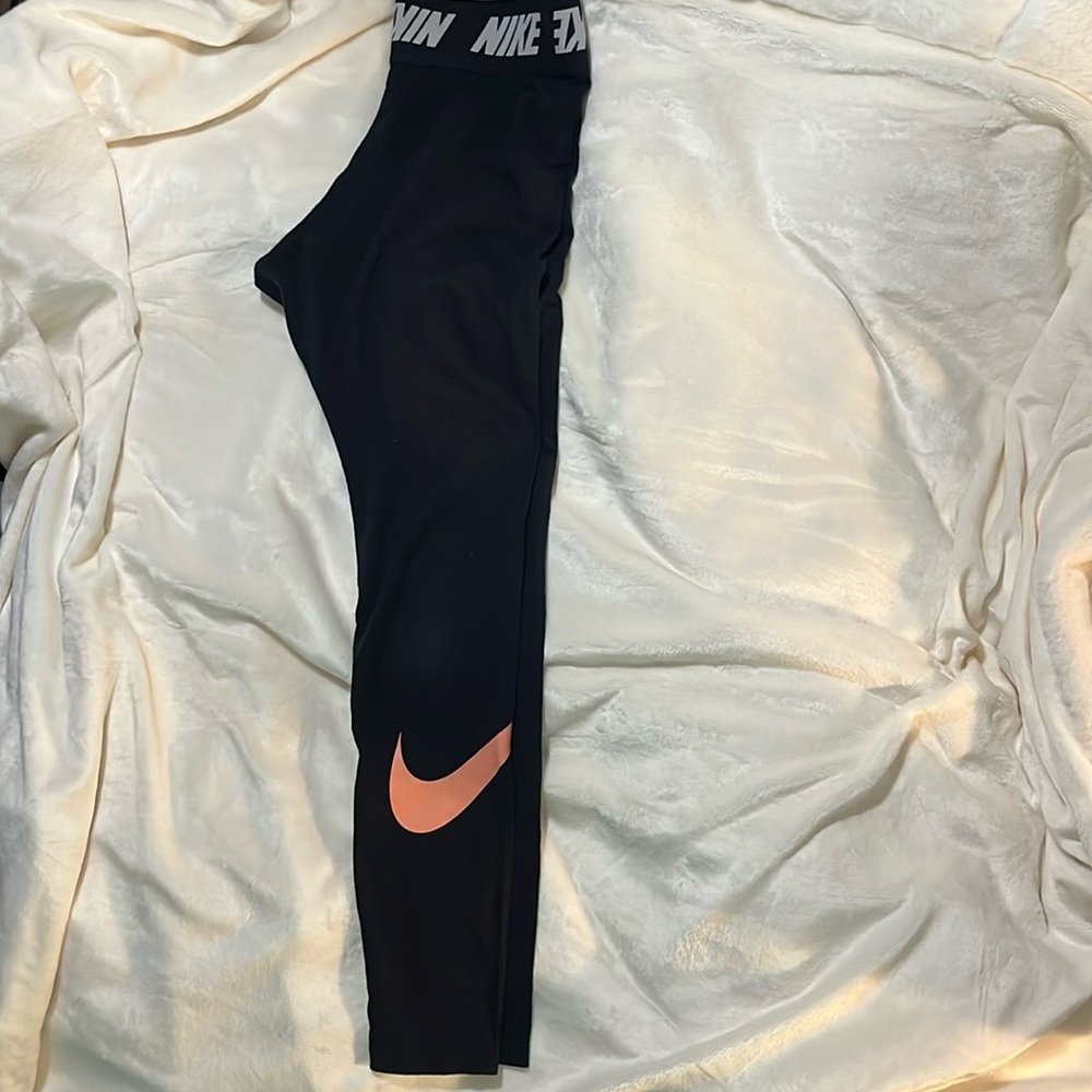Black Nike Leggings